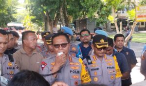 Kapolda Gorontalo, Irjen Pol Drs. Pudji Prasetijanto Hadi saat menerima audiensi para wartawan. foto: istimewa