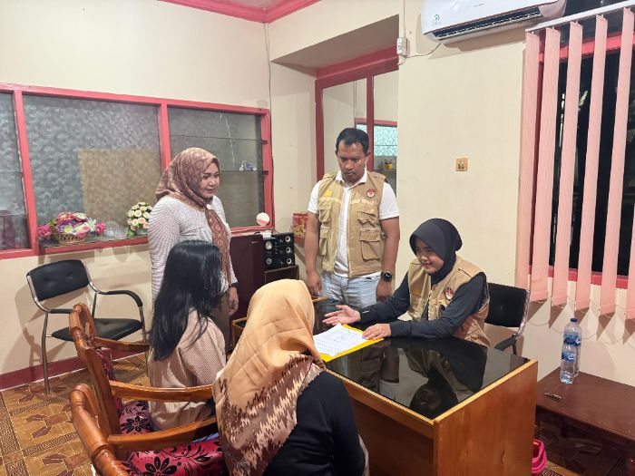 Biro Sumber Daya Manusia (SDM) Polda Gorontalo saat berikan trauma healing kepada korban kekerasan seksual. Foto: Istimewa