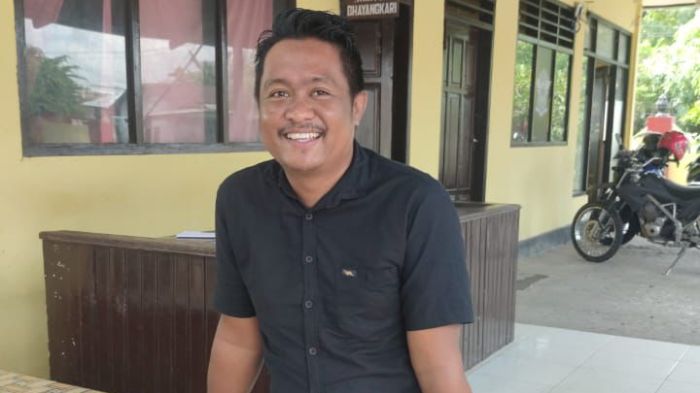 Ketua Panitia turnamen sepak bola Bongo Tua Cup, Rilan Khali. Foto : Istimewa