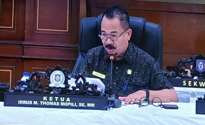Ketua DPRD Provinsi Gorontalo, Thomas Mopili. Foto: Arlan