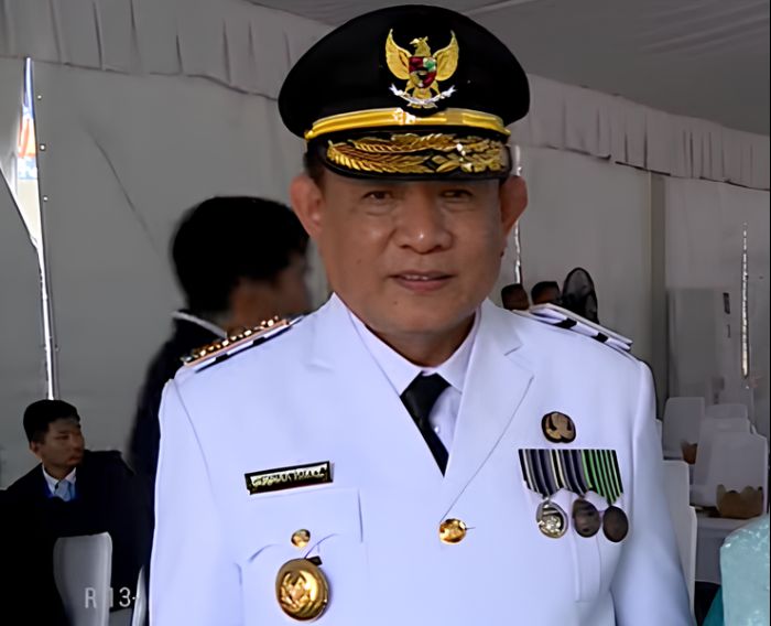 Gubernur Gorontalo, Gusnar Ismail
