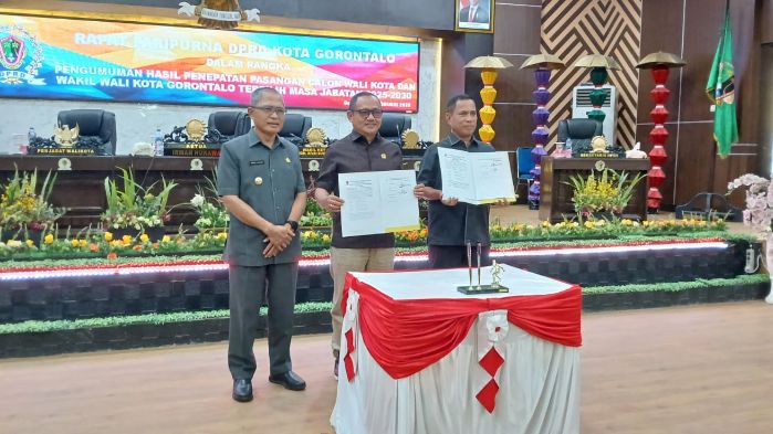 Rapat paripurna pengumuman hasil penetapan walikota terpilih periode 2025-2030. Foto: Arlan/Simpul