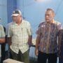 Ketua Komisi III DPRD Kota Gorontalo, Ariston Tilameo dan para anggota komisi III DPR kota Gorontalo saat mengunjungi Perumda Muara Tirta Kota Gorontalo. Foto: Arlan/Simpul