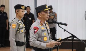 Kapolda GorontaloIrjen Pol. Raden Eko Wahyu Prasetyo, saat memimpin sertijab dilingkungan polda gorontalo. Foto: Humas Polda