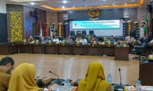 Komisi I DPRD Kota Gorontalo saat melaksanakan rapat kerja dengan BPN. Foto: simpulindo
