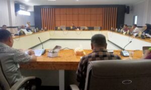 Rapat Banmus DPRD Kota Gorontalo dalam rangka pembahasan penentuan jadwal dan mekanisme pembahasan KUPA dan PPAS Perubahan APBD Kota Gorontalo Tahun 2025