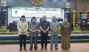 Rapat paripurna penandatanganan nota kesepahaman KUPA dan PPAS Perubahan APBD Kota Gorontalo T.A 2025. Foto: simpulindo