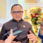 Ketua DPRD Kota Gorontalo, Irwan Hunawa. Foto: simpulindo