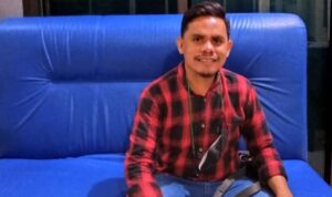 Arlan, Masyarakat Biasa Dari Desa Ngapaea