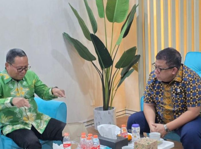 Bupati Kab. Gorontalo Utara, Thariq Modanggu, dan Wakil Menteri Perumahan dan Kawasan Permukiman, Fahri Hamzah. Foto: istimewa