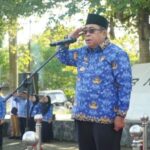 Wali Kota Gorontalo, Adhan Dambea saat memimpin apel Korpri. Foto: Humas Pemkot