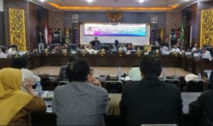 Rapat Banggar DPRD Kota Gorontalo dalam rangka lanjutan pembahasan Ranperda tentang Perubahan APBD Kota Gorontalo tahun 2025. Foto: simpulindo