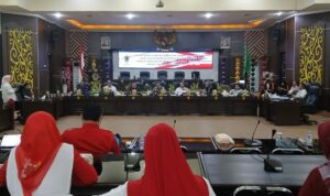 Rapat panitia khusus DPRD Kota Gorontalo dalam rangka lanjutan pembahasan Ranperda tentang RPJMD Kota Gorontalo tahun 2025-2029. Foto: simpulindo