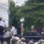 Bupati Kab. Pati saat hadir di hadapan masa aksi. Foto: tangkapan layar video IG