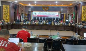 rapat pembahasan tindak lanjut hasil evaluasi Gubernur Gorontalo terhadap ranperda pertanggungjawaban pelaksanaan APBD Kota Gorontalo Tahun 2024.. Foto: Simpulindo