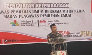 Ketua Bawaslu Gorontalo Utara, Ronald Ismail. Foto: Adrian
