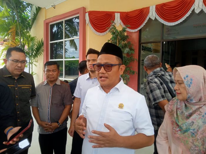 Ketua DPRD Kota Gorontalo, Irwan Hunawa. Foto: Pian