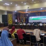 Rapat dengar pendapat Komisi I DPRD Kota Gorontalo bersama pihak RS Aloe Saboe. Foto: Nur Izatul