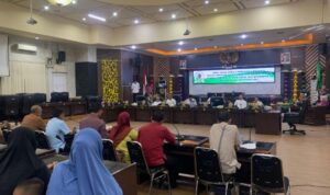 Rapat dengar pendapat Komisi I DPRD Kota Gorontalo bersama pihak RS Aloe Saboe. Foto: Nur Izatul