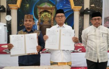 Pemerintah Kabupaten Gorut dan DPD Wahdah Islamiyah Gorontalo Utara kerjasama berantas buta aksara Alquran. Foto: Adrian