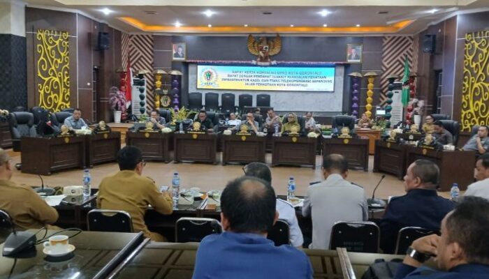 DPRD Kota Gorontalo Dorong Penataan Kabel dan Tiang Telekomunikasi