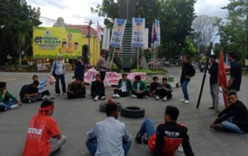 Aliansi BEM FH Kabupaten Gorontalo menggelar aksi demonstrasi. Foto: Dok. Istimewa