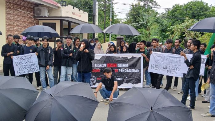 Iksan Arsyl Karim saat berorasi. Foto: Arlan