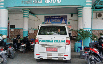 Ambulans Puskesmas Sipatana. Foto: simpulindo