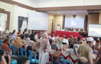 Evaluasi 100 hari pemerintahan Bercahaya. Foto: Adrian