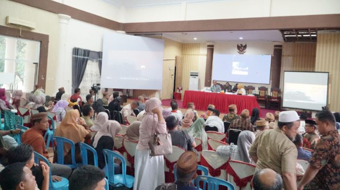 Evaluasi 100 hari pemerintahan Bercahaya. Foto: Adrian