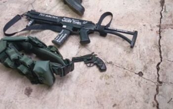 benda menyerupai senjata api di lokasi ledakan di SMA Negeri 72. Foto: Dok. Istimewa