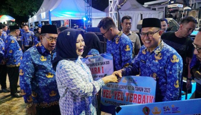 Menangi Lomba Dana-Dana dan Yel-Yel, Sekretariat DPRD Kota Gorontalo Lestarikan Kearifan Lokal