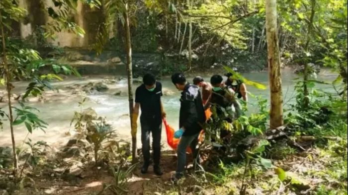 penemuan jasad perempuan di bawah Jembatan Permandian Kogawuna. Foto: Istimewa