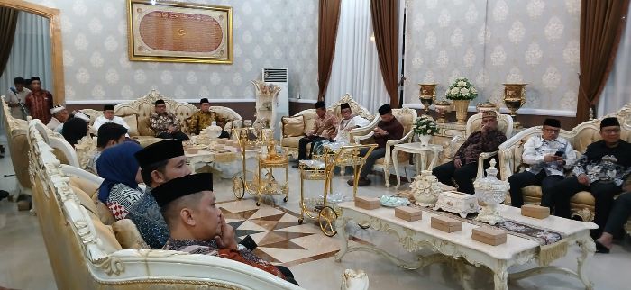 acara Motonggeyamo menunggu pengumuman menteri agama republik indonesia tentang penetapan 1 ramadhan 1447 H/2026 M. Foto: Arlan/simpulindo