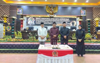 DPRD Kota Gorontalo Nobatkan Adhan Dambea sebagai Bapak Penggerak UMKM