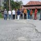 Peninjauan jalan rusak. Foto: Simpulindo
