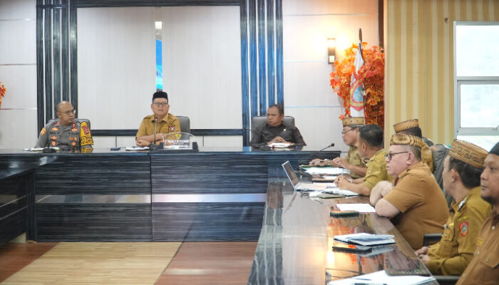 Camat Tolimilito Laporkan Truk Overload dan Sopir Ugal-ugalan di Rapat Forkopimda