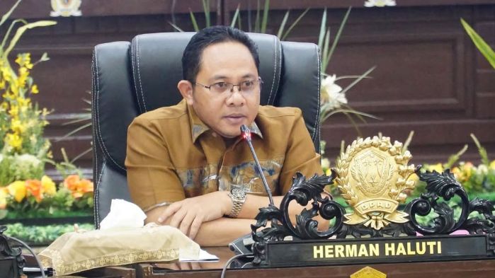 Ketua Komisi II DPRD Kota Gorontalo, Herman Haluti. Foto: Humas Dekot