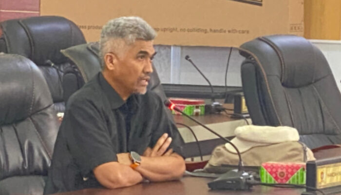 Ketua Fraksi Golkar Ngamuk di Paripurna, Jangan Biarkan Jalan Gorut Dirusak Truk Overload!