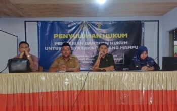 Warga Lauwonu Ikuti Penyuluhan Hukum Gratis dari LBH Mediham