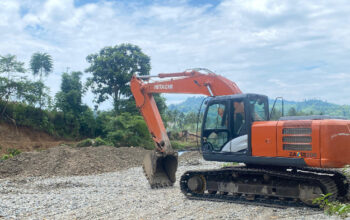 Izin Tak Ada, Aktivitas Galian C di Sungai Limbato Nekat Berjalan
