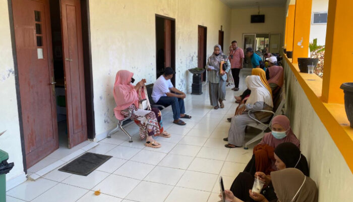 Poli Mata RSUD ZUS Gorut Dipadati Pasien, Pelayanan Tetap Tertib dan Prima