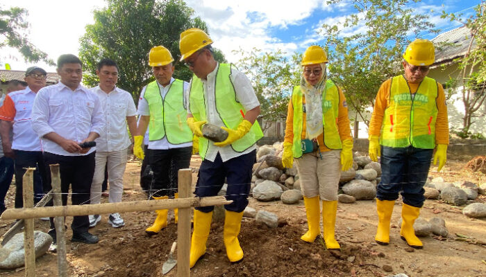 Batu Pertama Revitalisasi Nasional 2026 Resmi Diletakkan Bupati Gorut