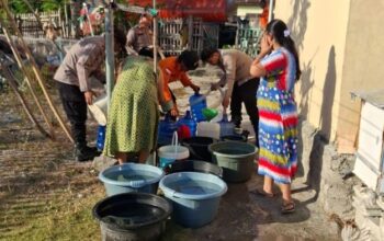 Krisis Air Bersih di Bone Pantai Belum Usai, BPBD Gorontalo Salurkan 60.000 Liter Air