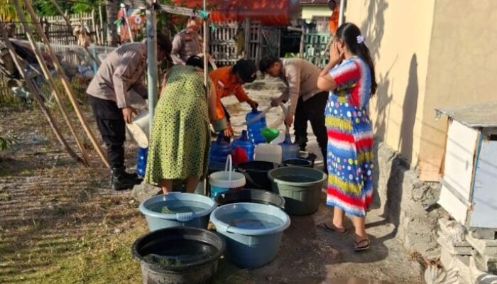 Krisis Air Bersih di Bone Pantai Belum Usai, BPBD Gorontalo Salurkan 60.000 Liter Air