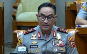 Tongkat Komando Polri Berganti